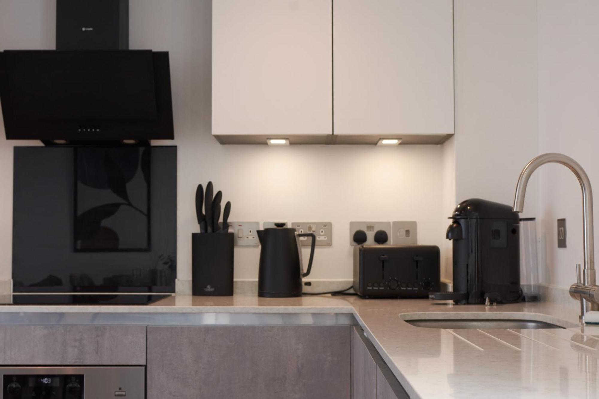 Luxury York Minster Penthouse - Free Gym & Parking Leilighet Eksteriør bilde
